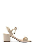 Sandália em Pele Off-White e Tiras Bordadas
