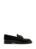 Loafer Arezzo Preto em Pele e Metal