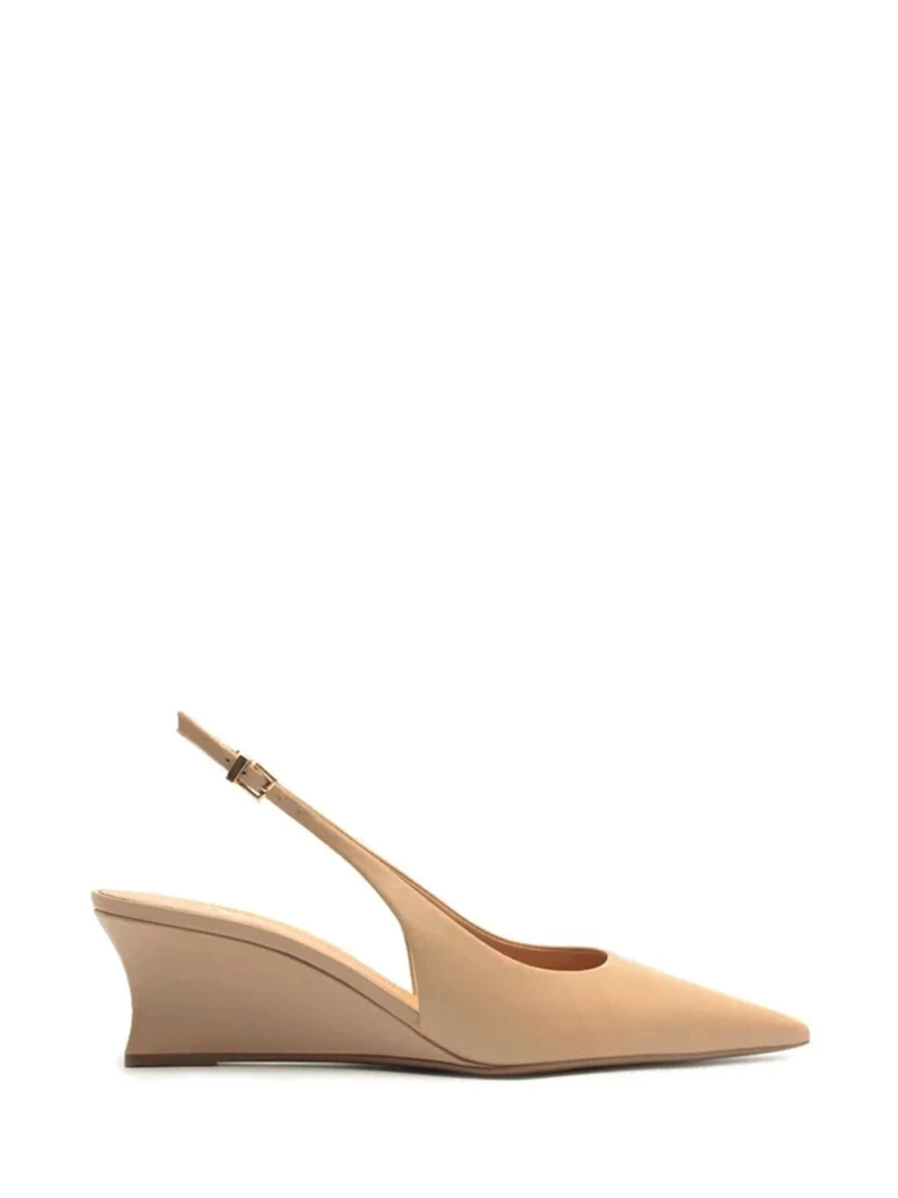 Scarpin em Pele Beige e Salto Baixo Anabela