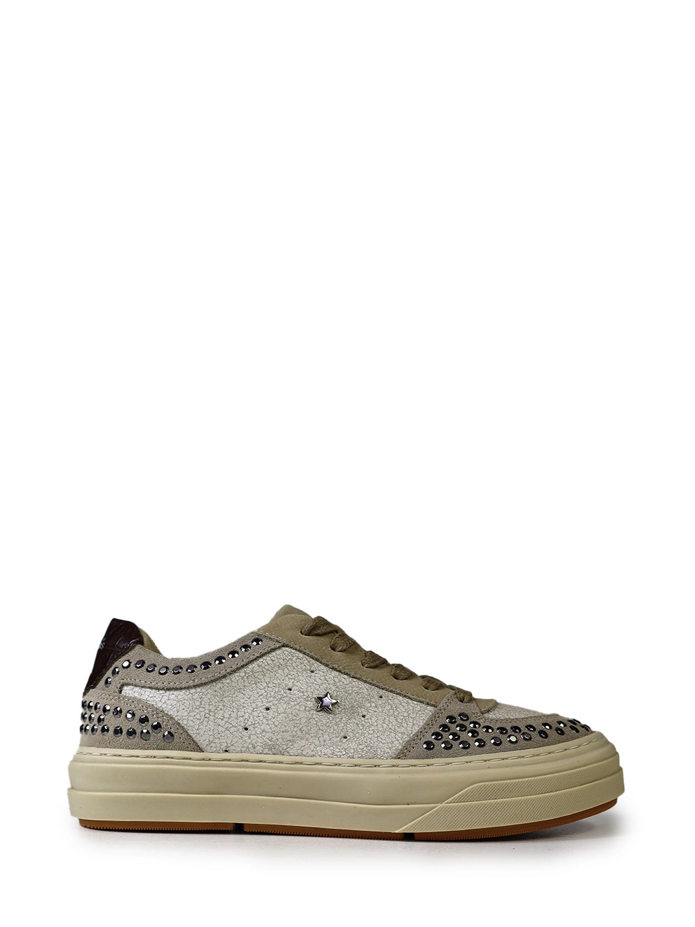 Ténis em Pele Beige e Studs