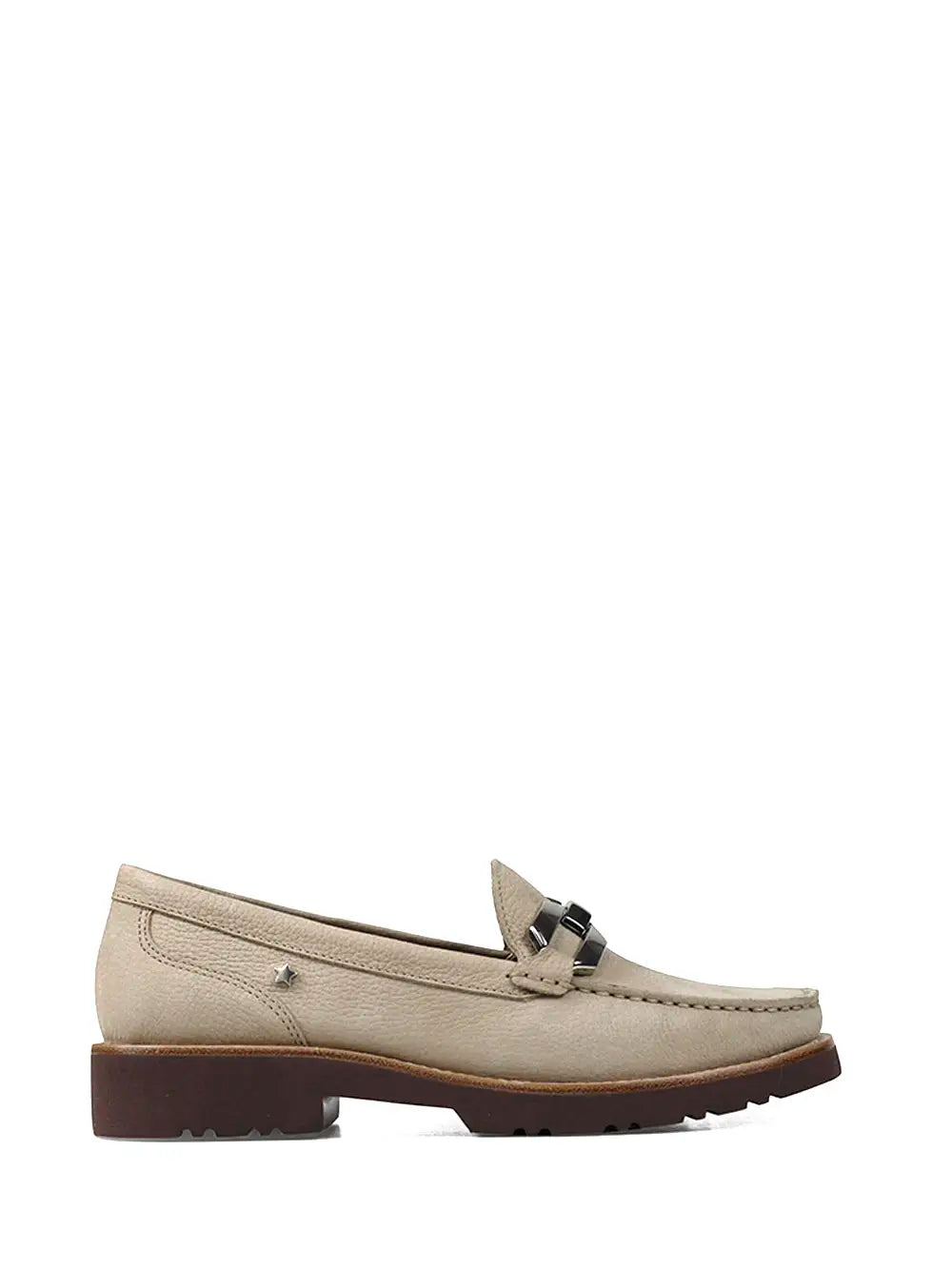 Loafer em Pele Beige com Pormenor Prata