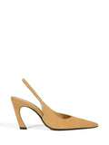 Scarpin em Camurça Beige e Salto Curvado