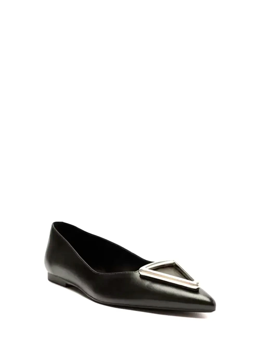 Black Sabrina Arezzo in Leather and Metal on the Toecap