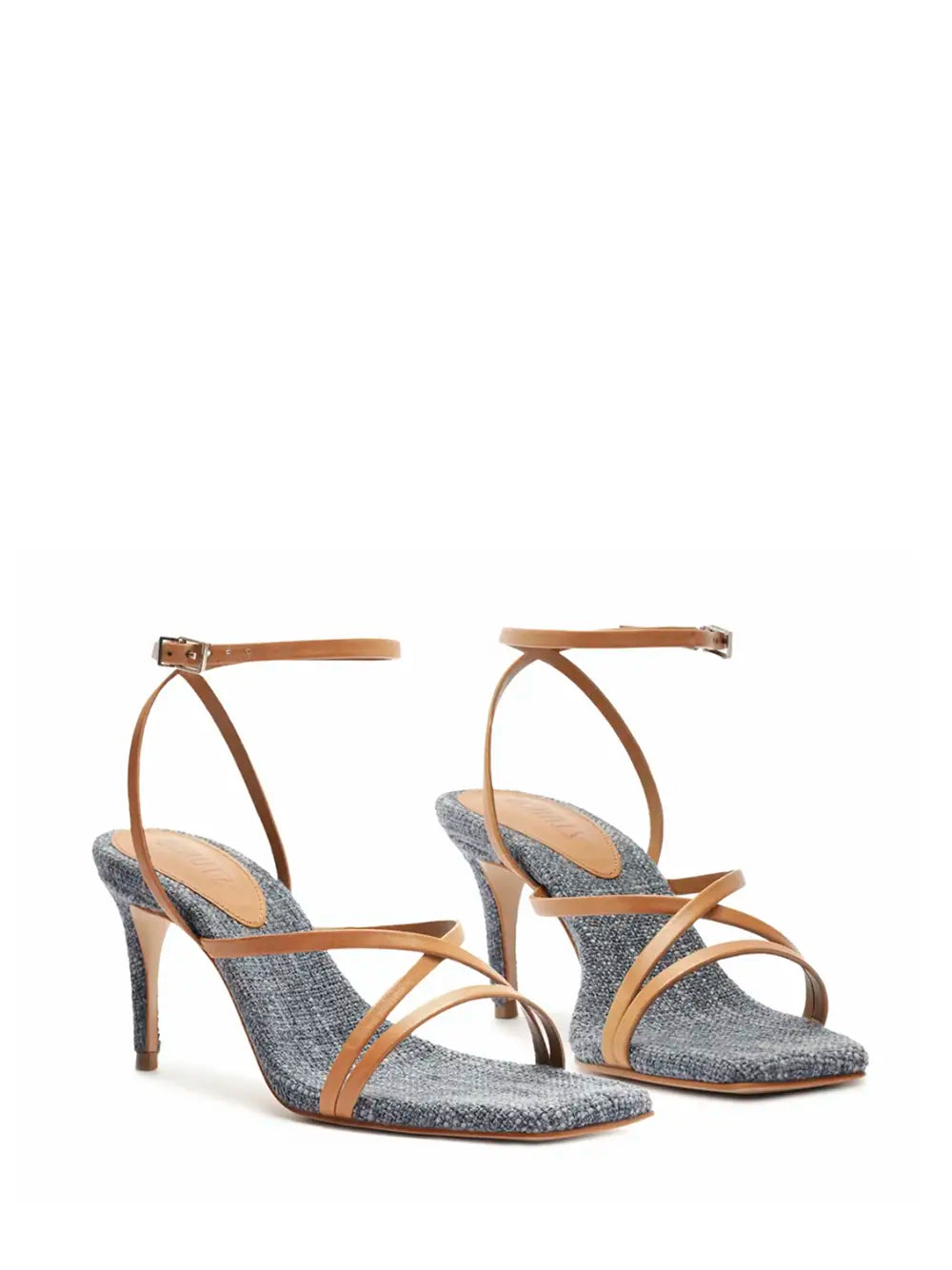 Sandália Schutz em Pele Camel e Estilo Ganga