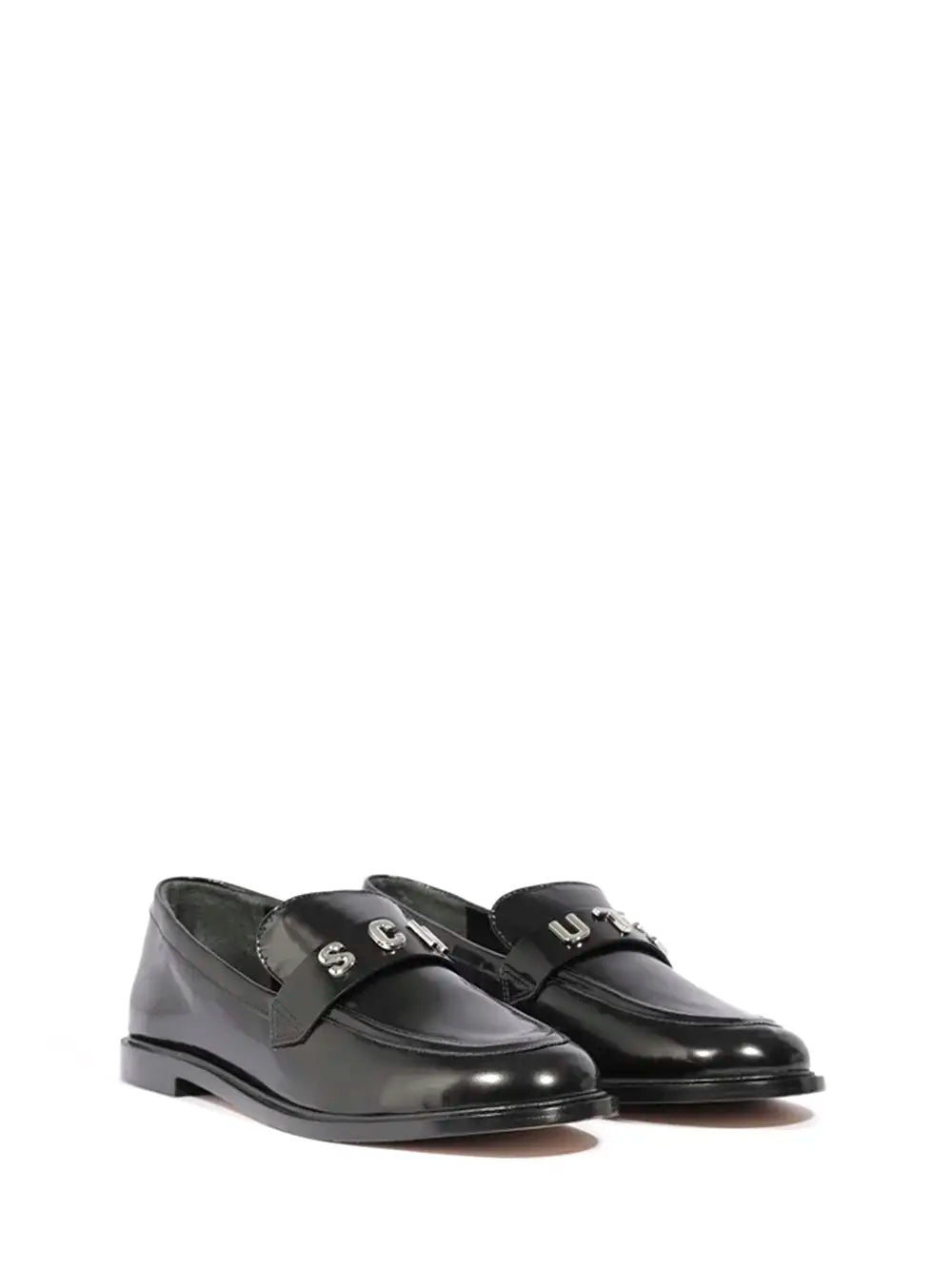 Loafer Preto Schutz em Pele com Pormenor Prata