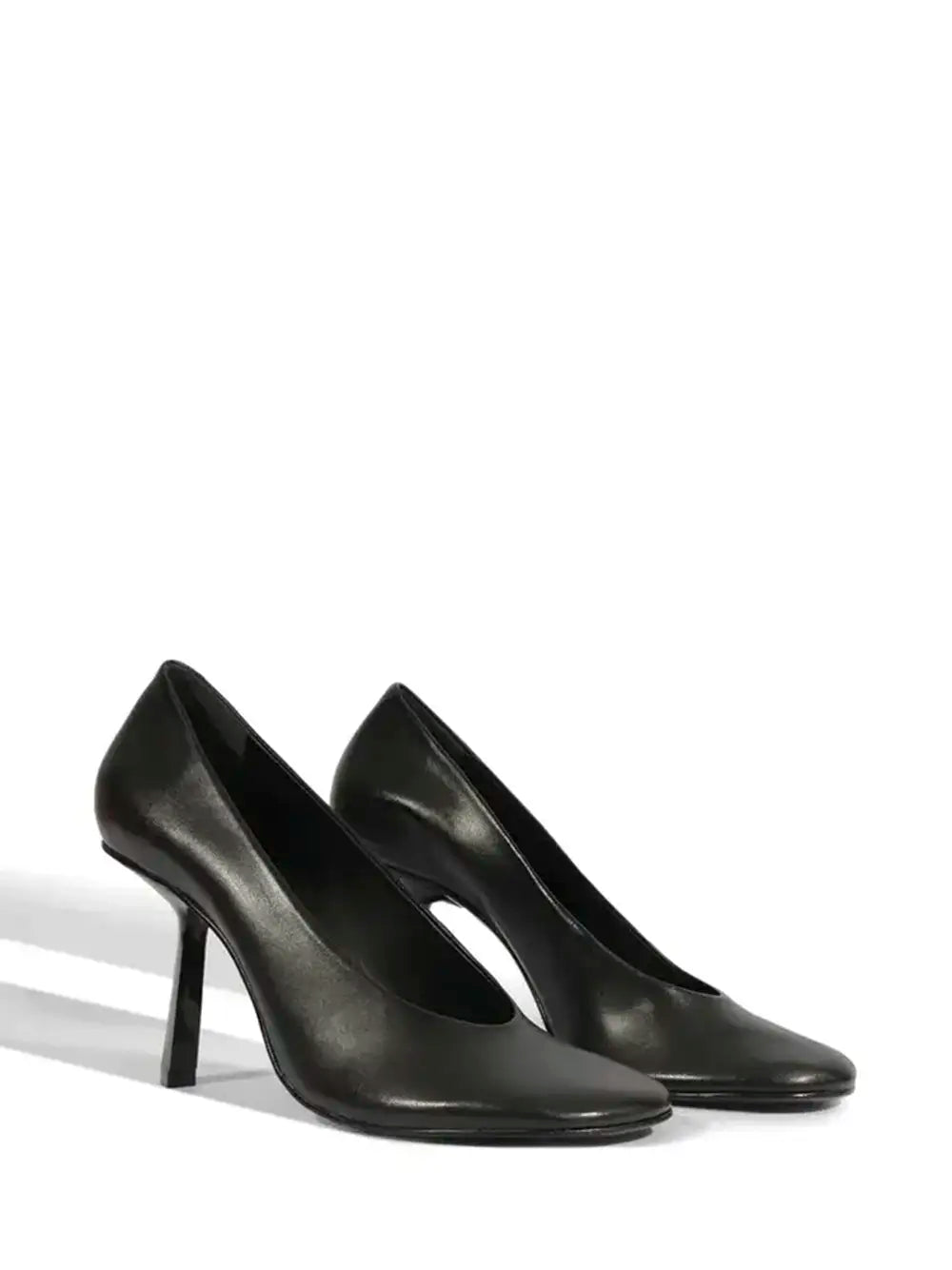 Schutz Black Leather Rounded Toe Pumps