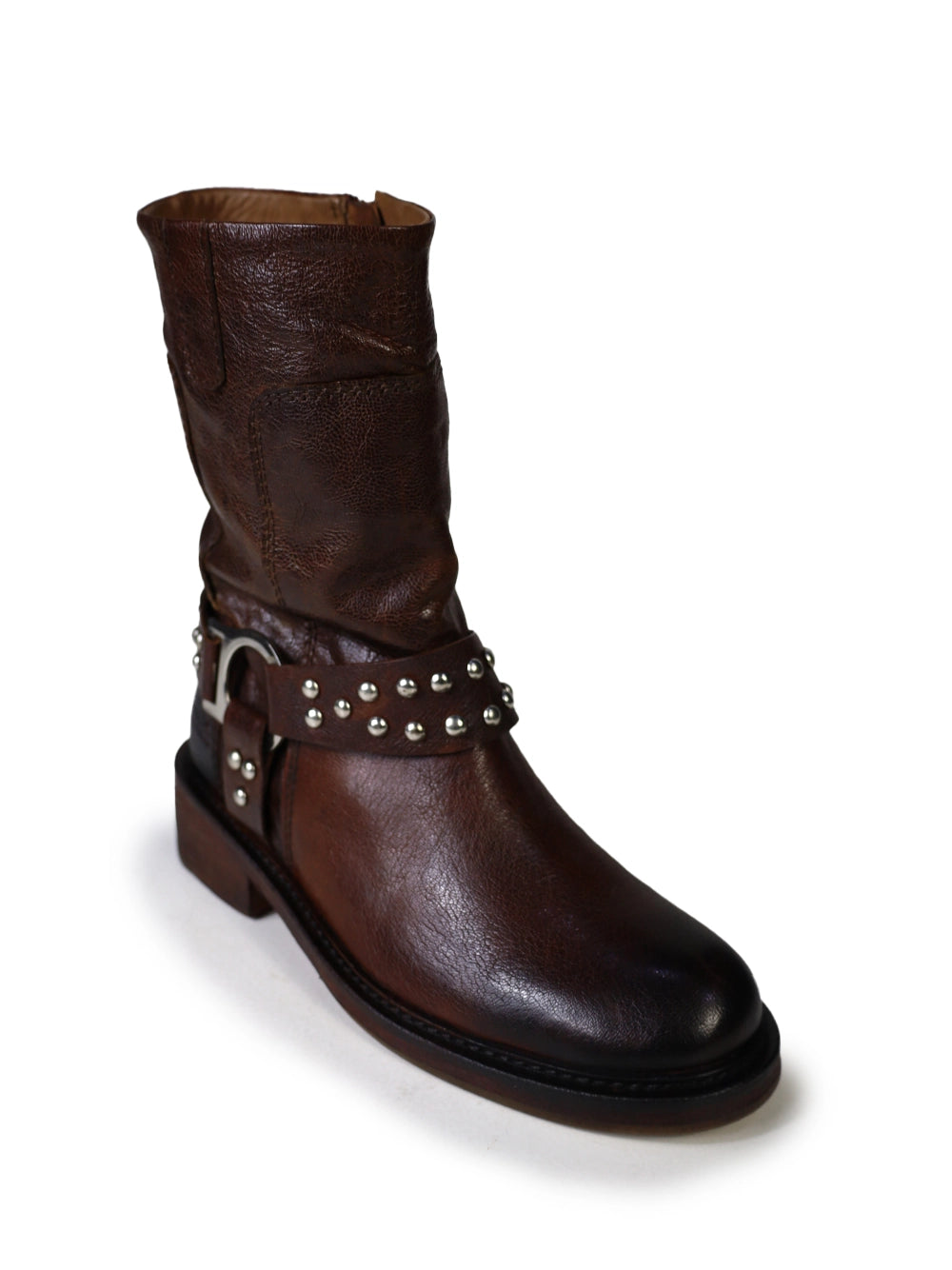 Bota Castanha Cano Alto com Tachas