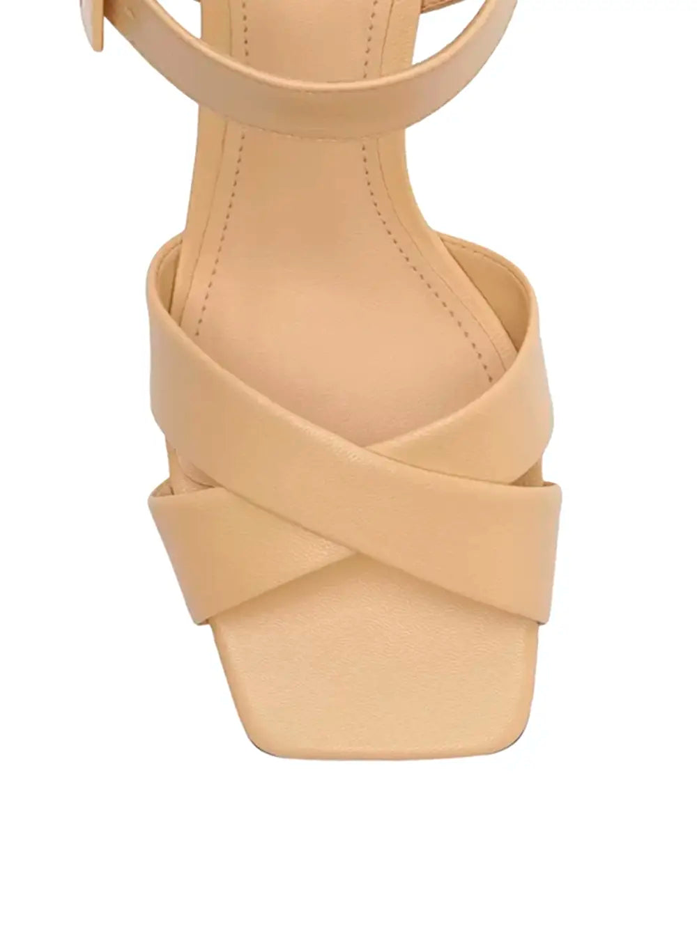 Sandália Arezzo em Pele Beige e Tiras Cruzadas