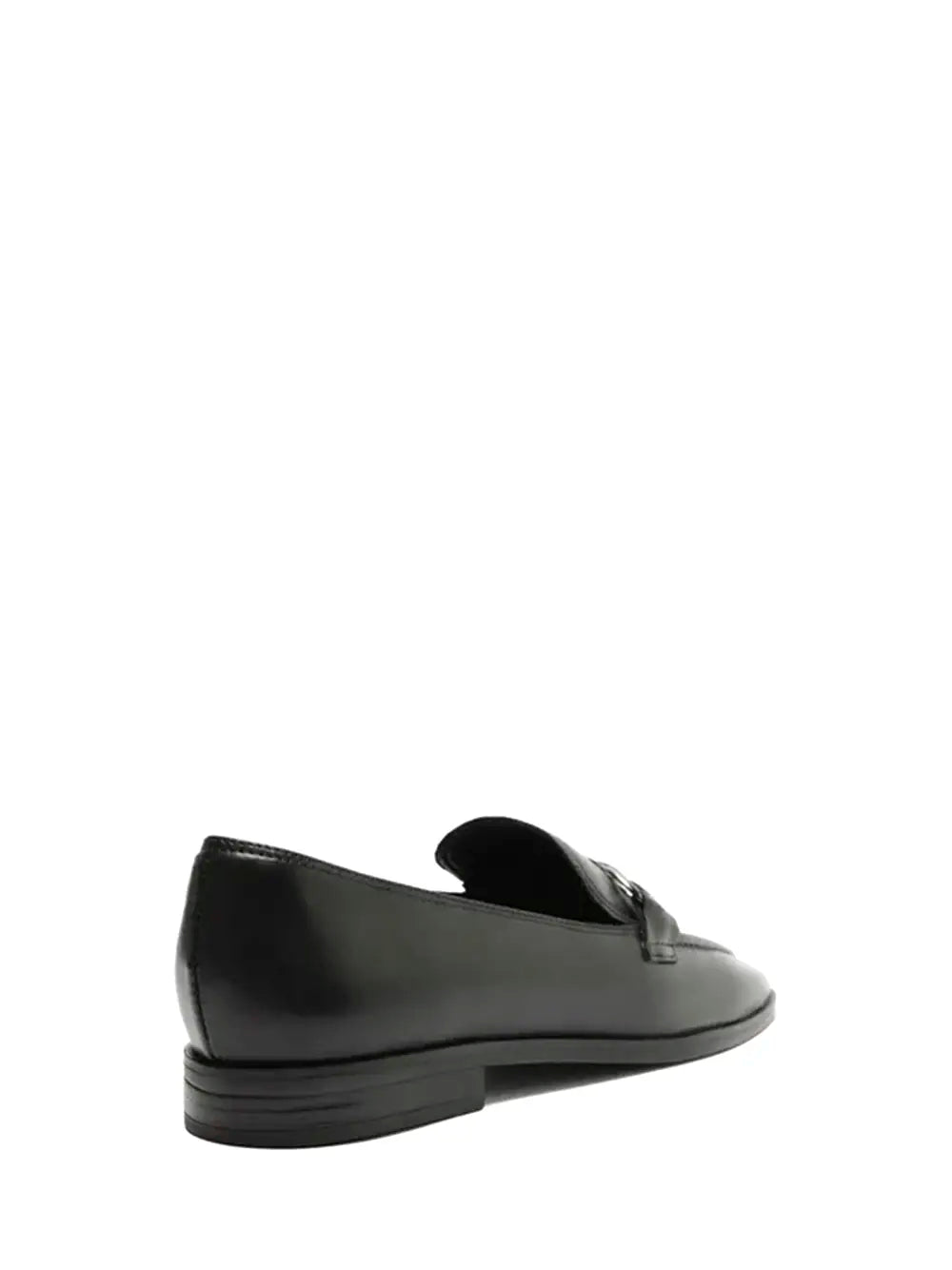 Loafer Preto Arezzo em Pele e Pormenor em Prata