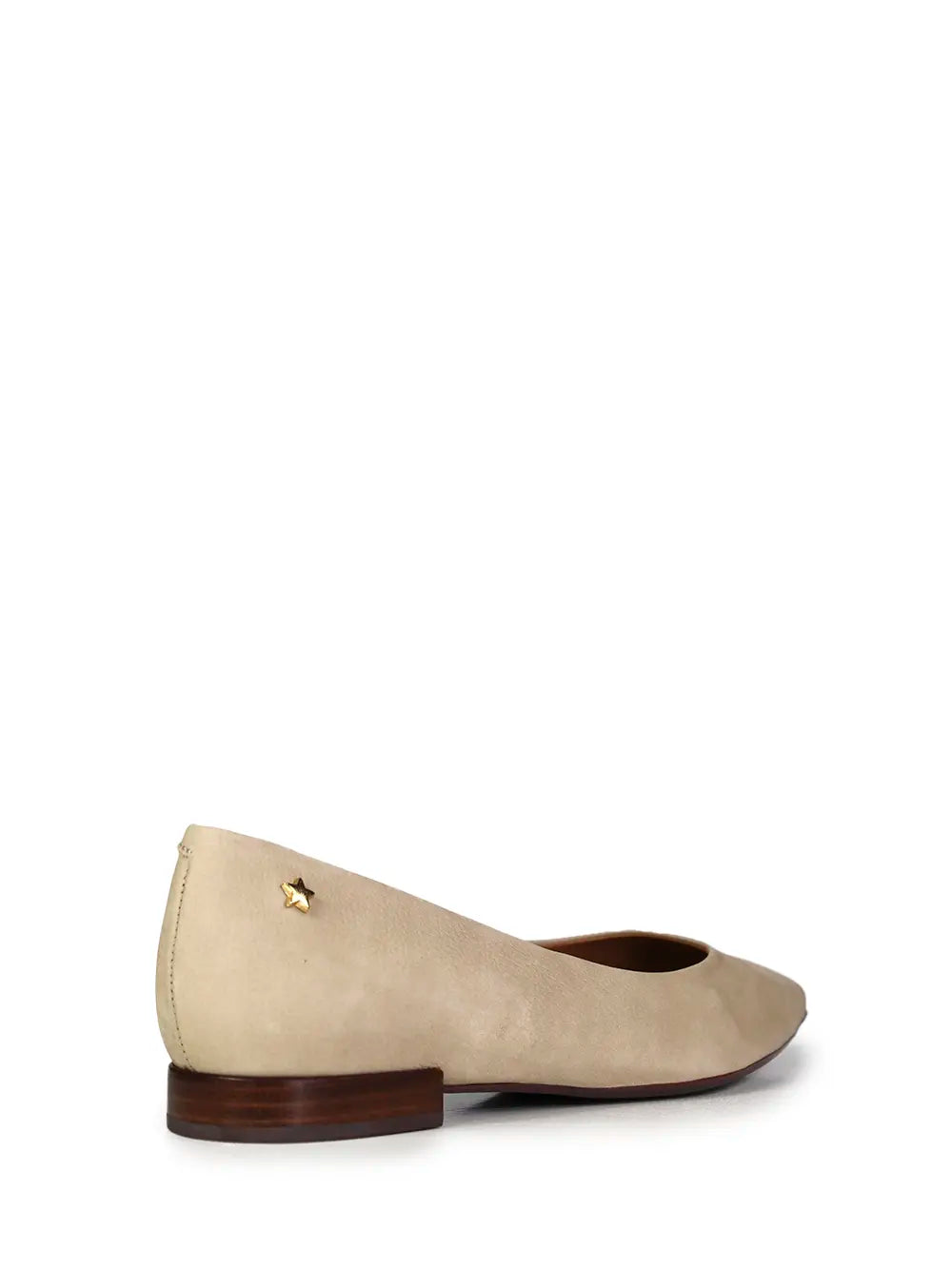 Sabrina em Pele Beige e Biqueira Fina