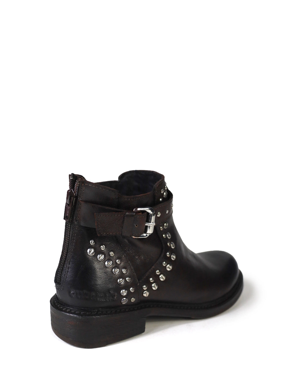 Bota Castanha Escura com Tachas
