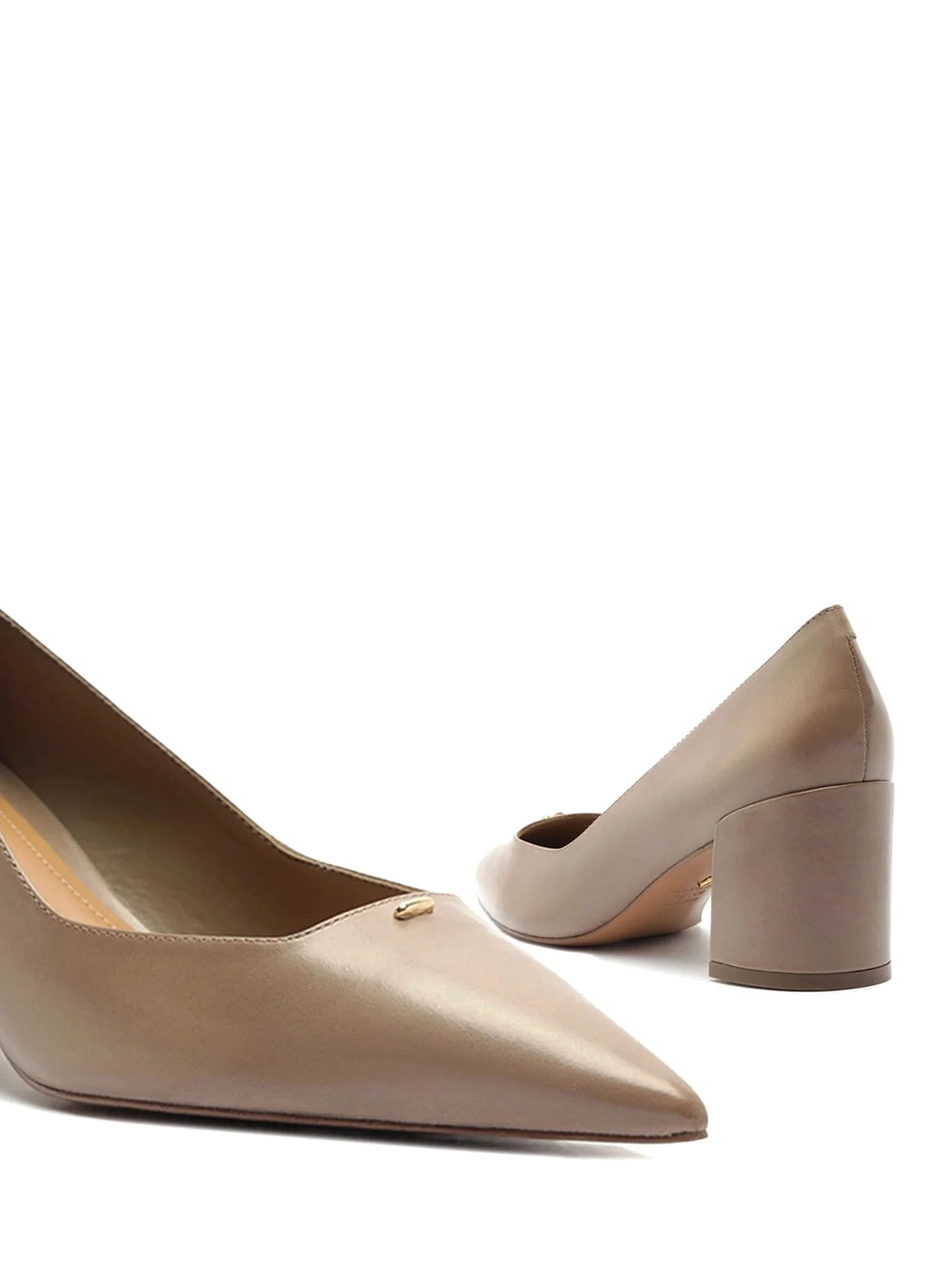 Scarpin Arezzo em Pele Beige