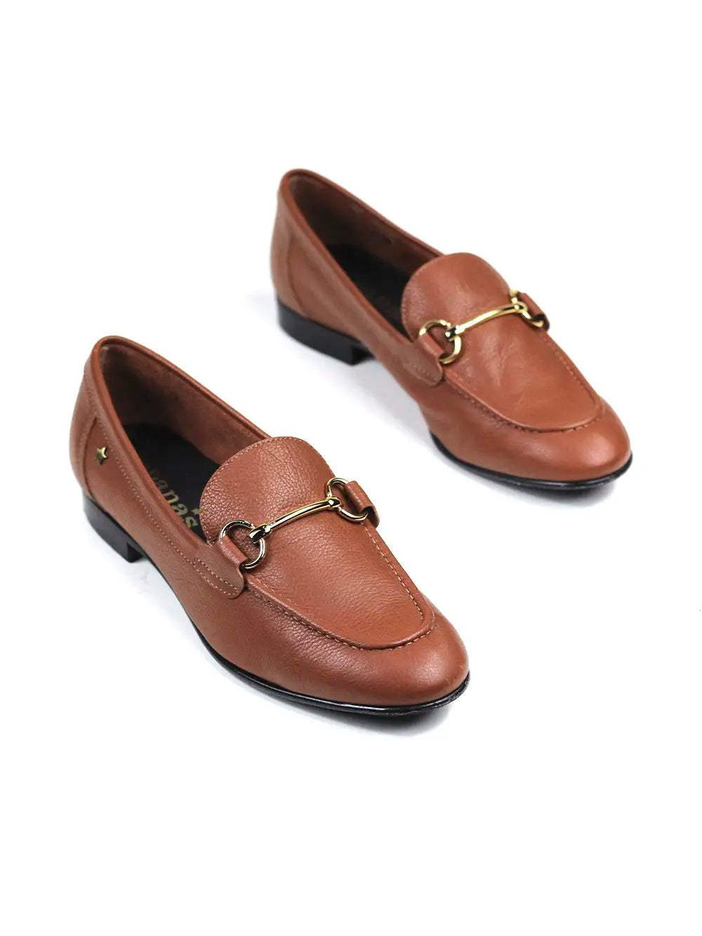 Loafer Castanho Raso em Pele e Metal Dourado