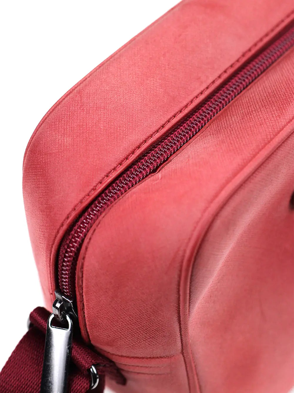 Red Bag with Nubuck Finish and Shoulder Strap
