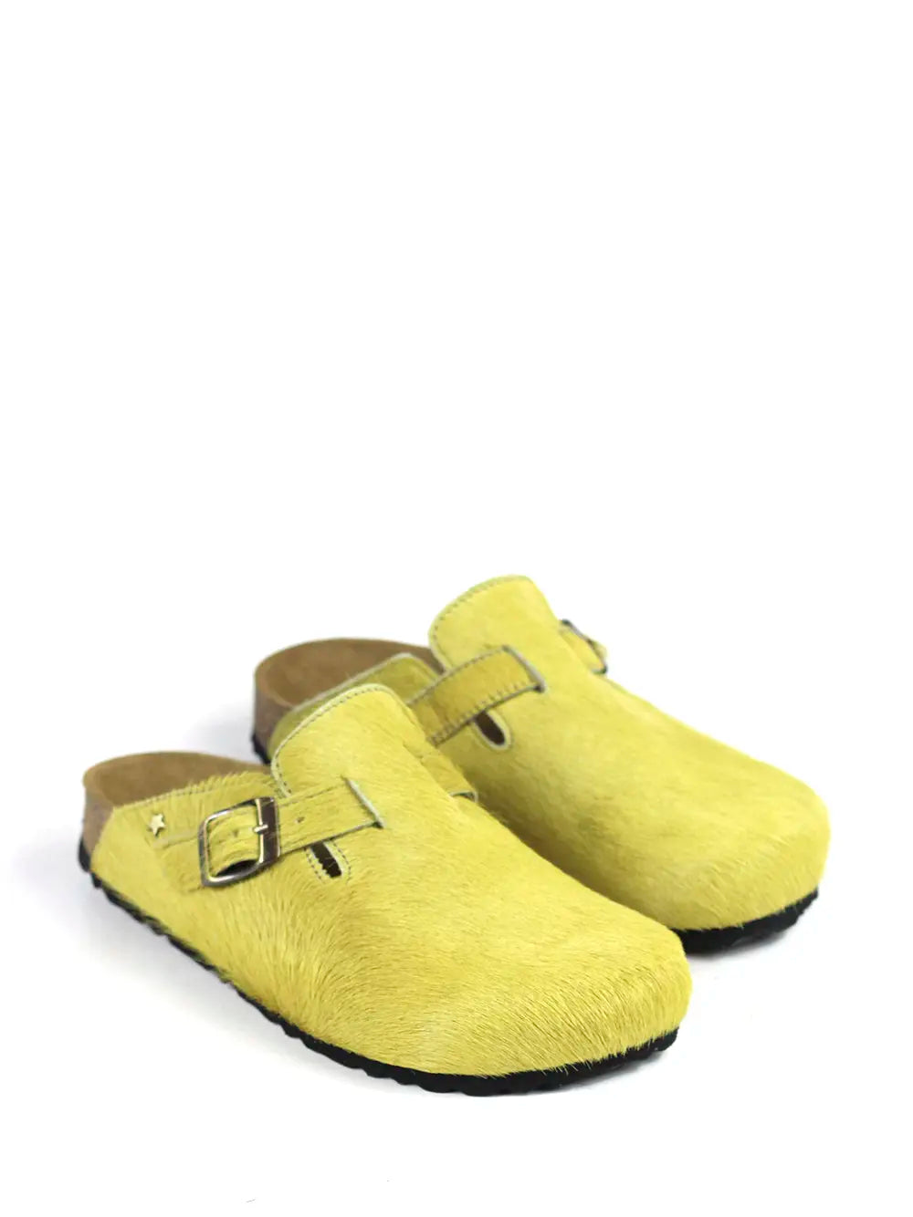 Sandália Maria em Pelo Amarelo