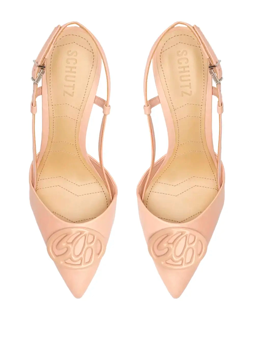 Scarpin Schutz em Pele Beige e Pormenor na Biqueira