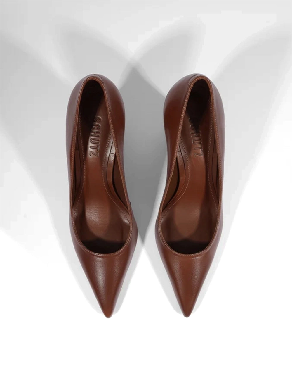Scarpin Schutz em Pele Castanha